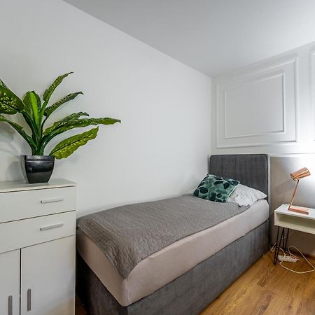 Blizko Stanice Apartment Kosice Center エクステリア 写真